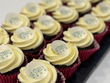 branded cakes